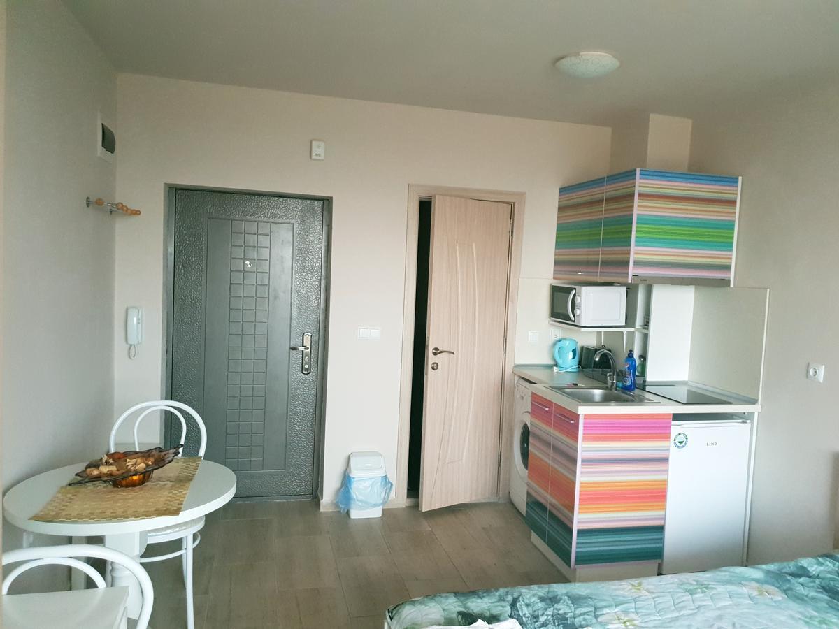 Apart Hotel Iglika Pomorie Exteriör bild